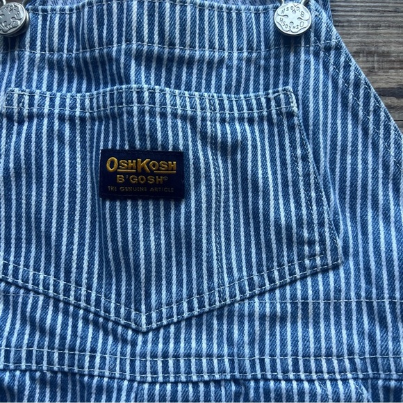 Oshkosh B’Gosh Vintage Baby Boy Blue and White Striped Shortalls Size 3t - Picture 2 of 7